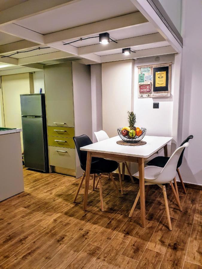 City House Loft Appartement Kalamáta Buitenkant foto