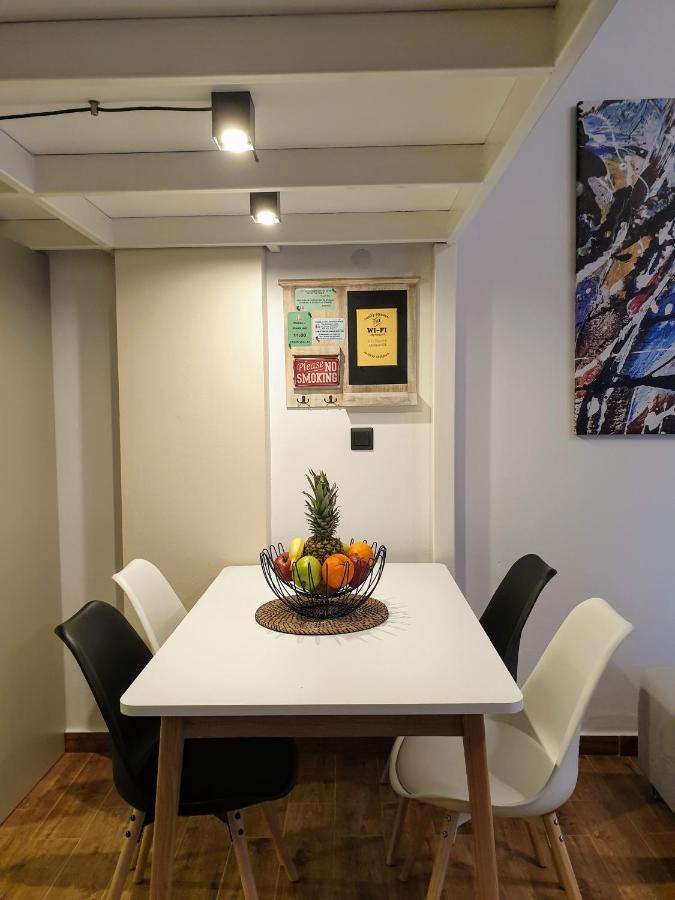 City House Loft Appartement Kalamáta Buitenkant foto