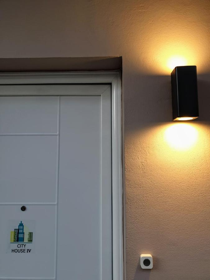 City House Loft Appartement Kalamáta Buitenkant foto